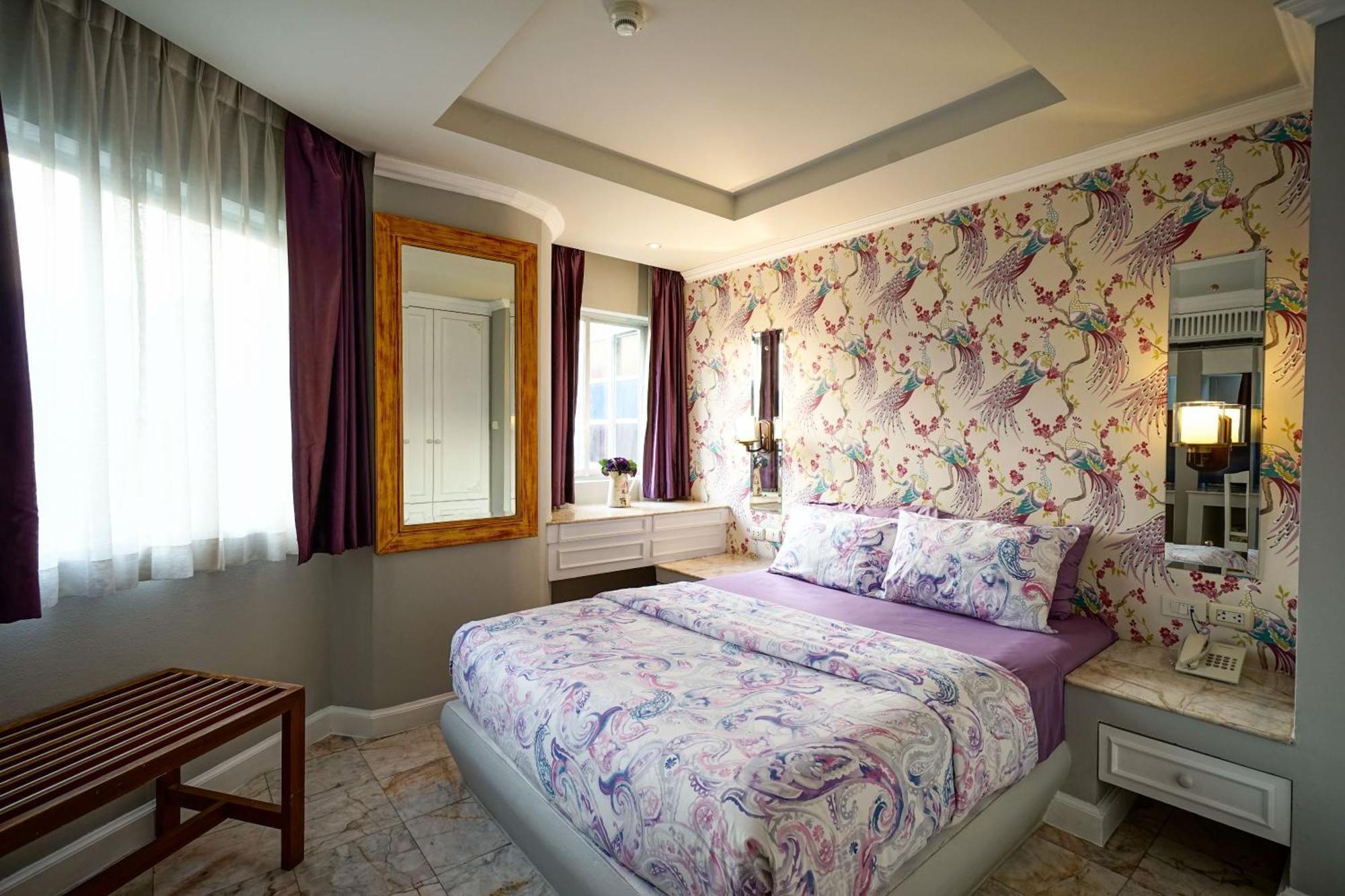 At Pingnakorn Nimman Hotel Chiang Mai Extérieur photo