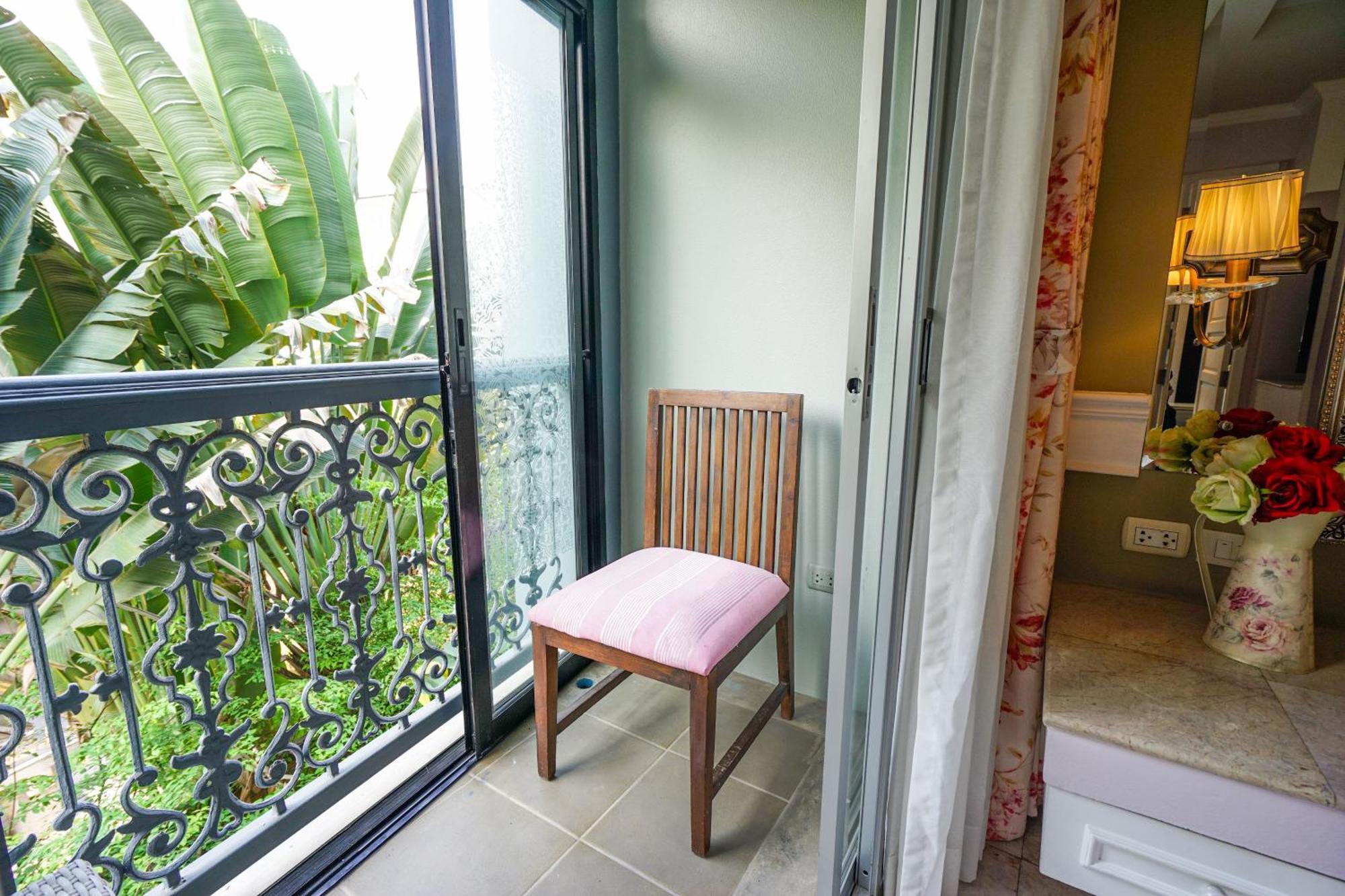 At Pingnakorn Nimman Hotel Chiang Mai Extérieur photo